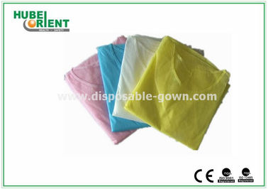 Non Irritating PP PE Disposable Medical Isolation Gown With Elastic Wrist