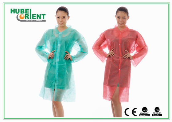 Disposable PP/SMS/MP/Tyvek Non Woven Lab Coat for Hospital Nursing with Velcro